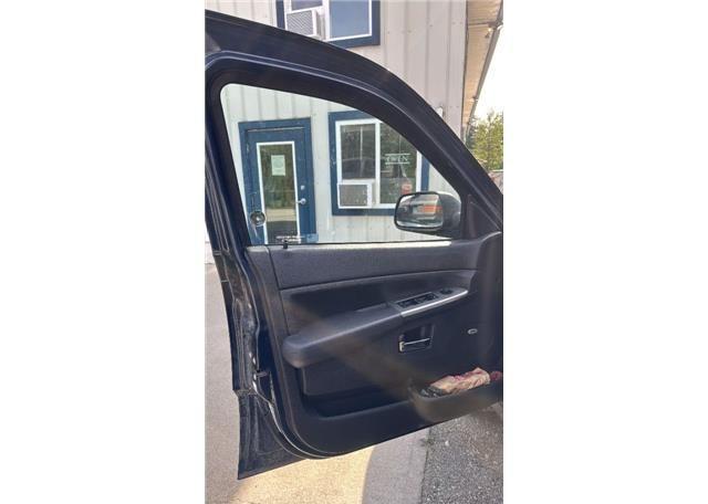 2010 JEEP GRAND CHEROKEE LAREDO