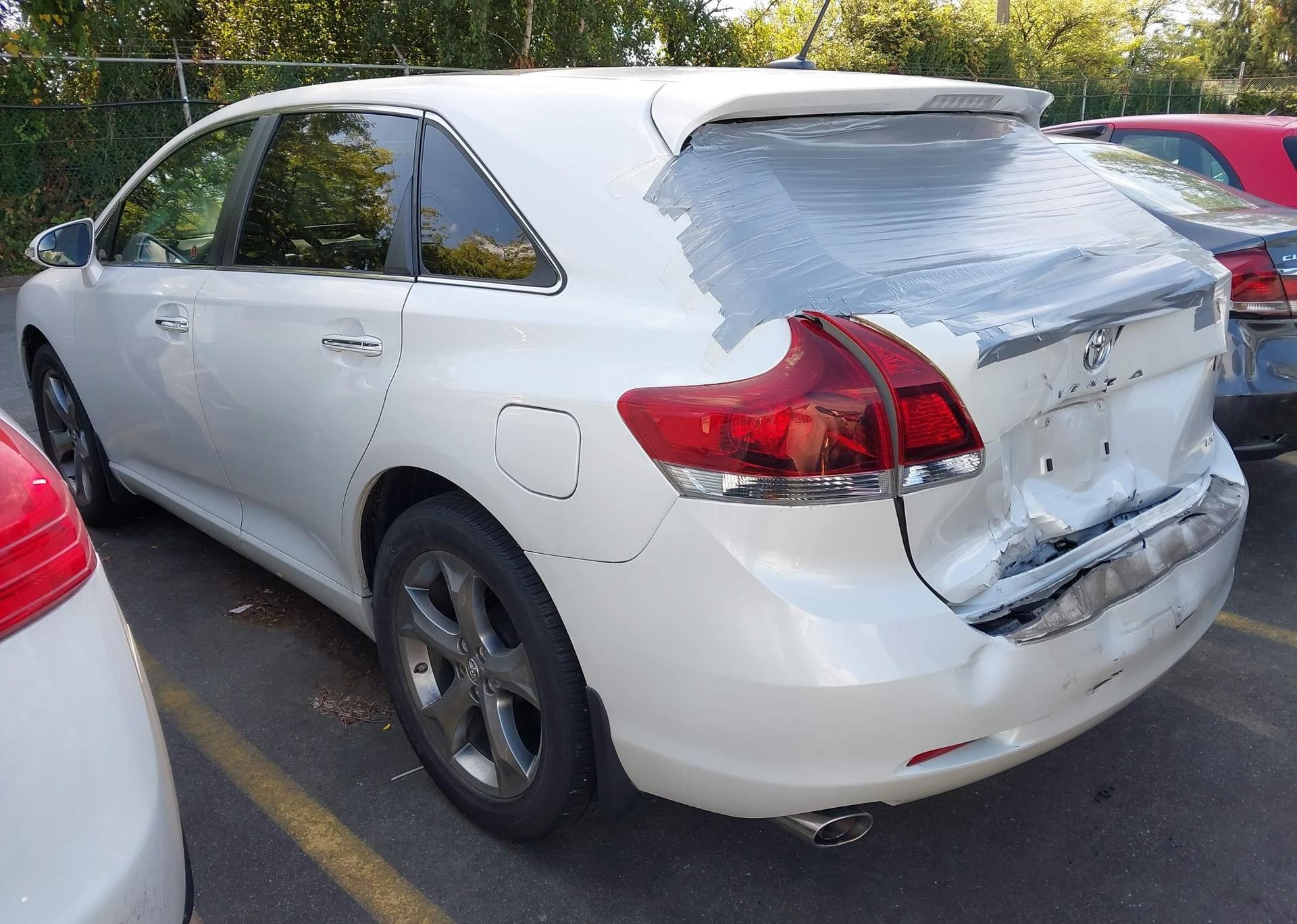 2013 TOYOTA VENZA LE