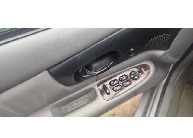 2002 BUICK REGAL