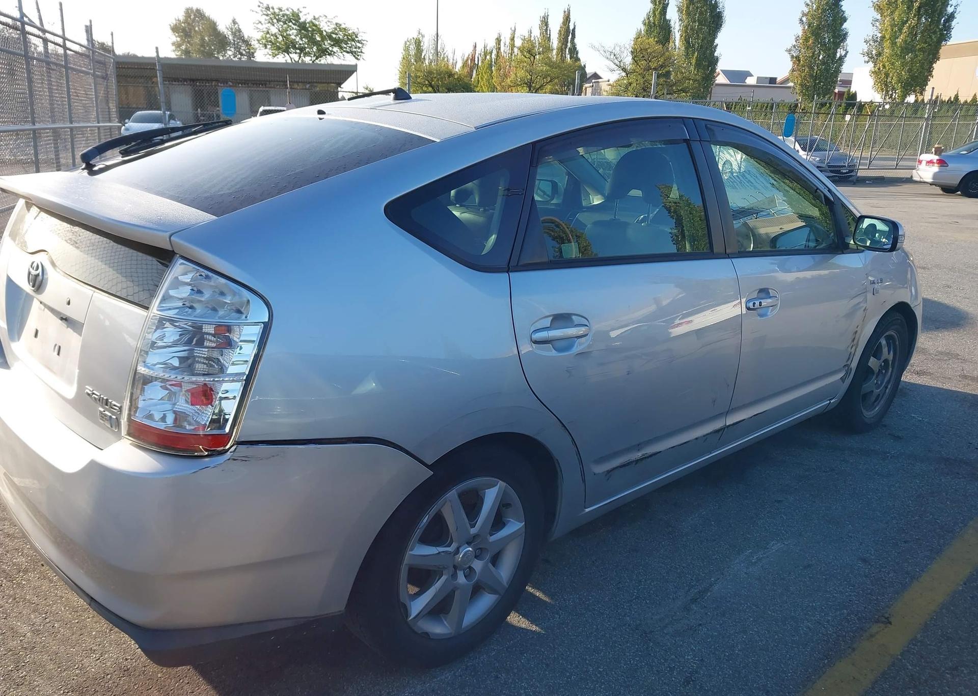 2005 TOYOTA PRIUS