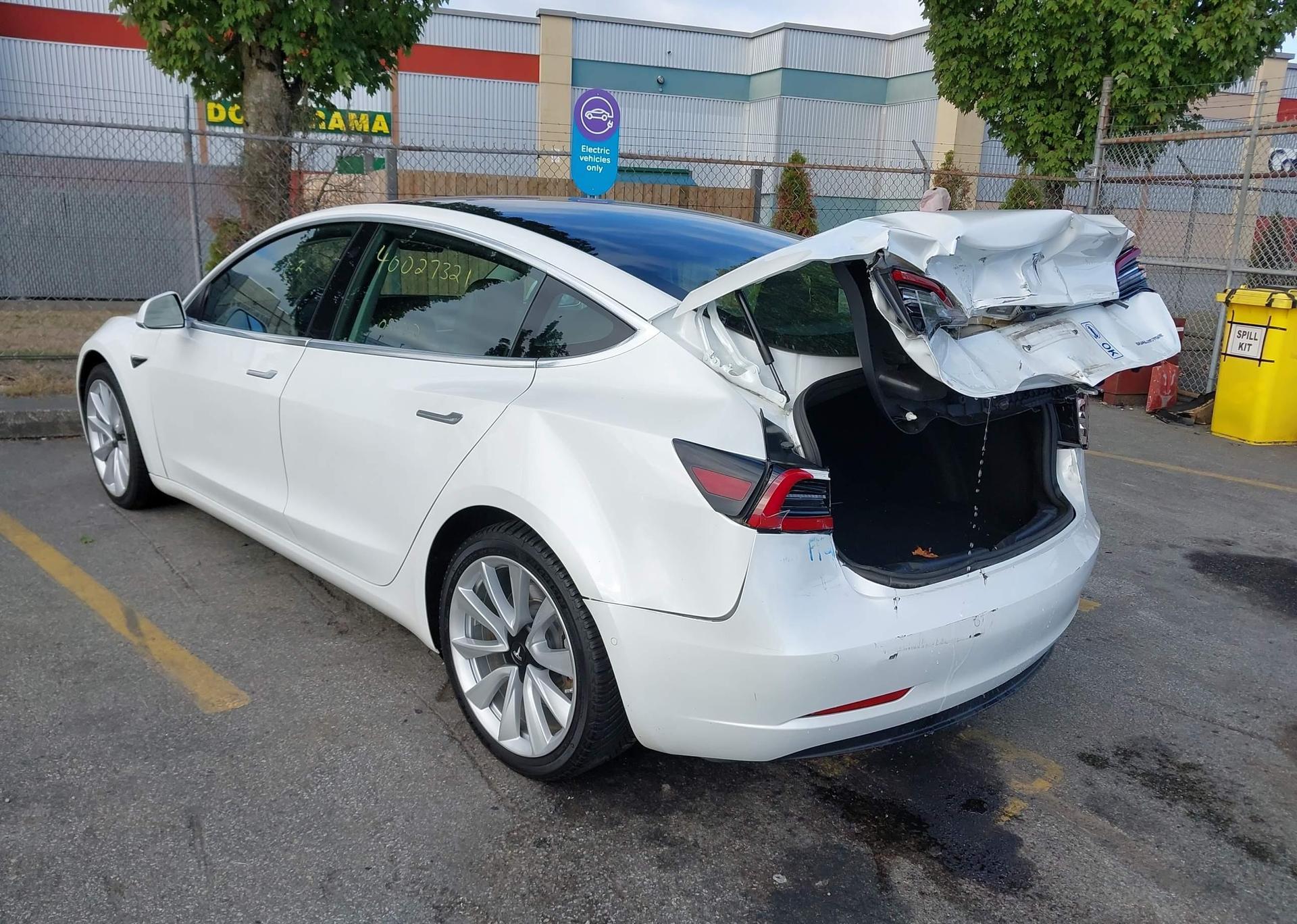 2020 TESLA MODEL 3