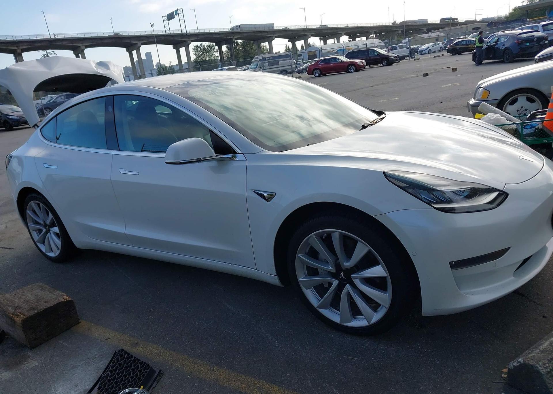 2020 TESLA MODEL 3