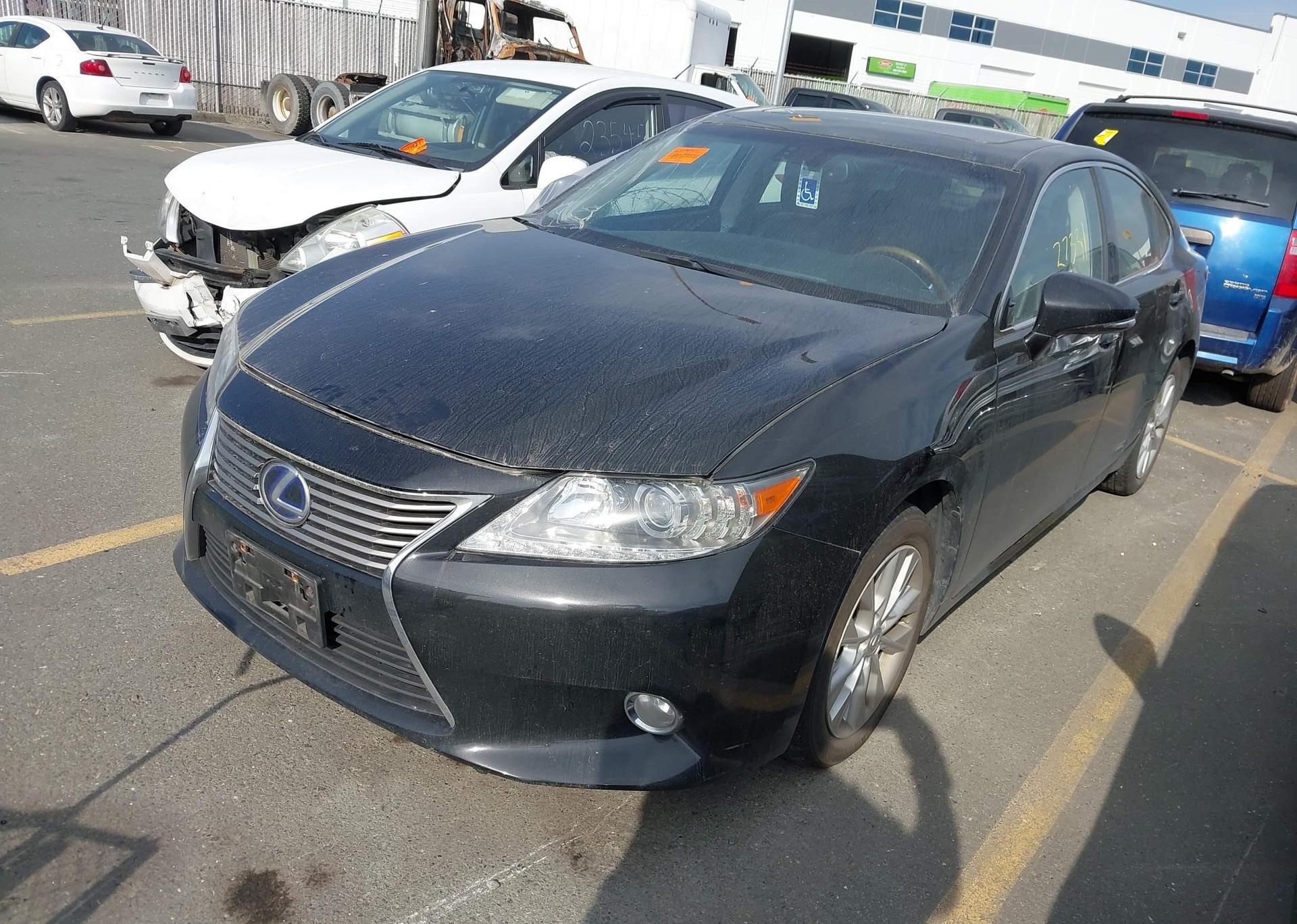 2013 LEXUS ES 300H