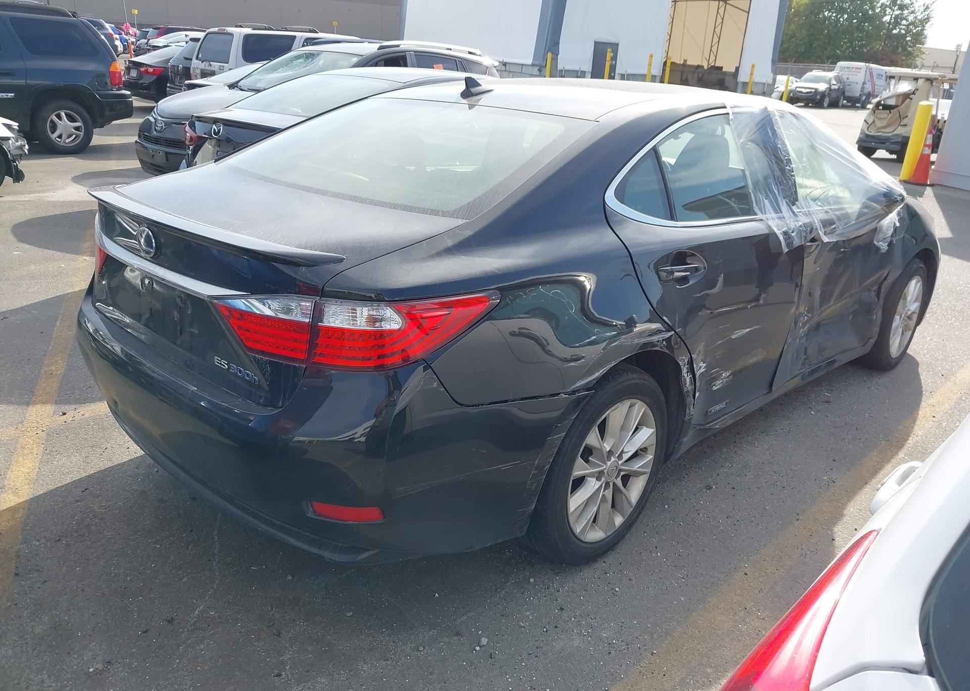 2013 LEXUS ES 300H