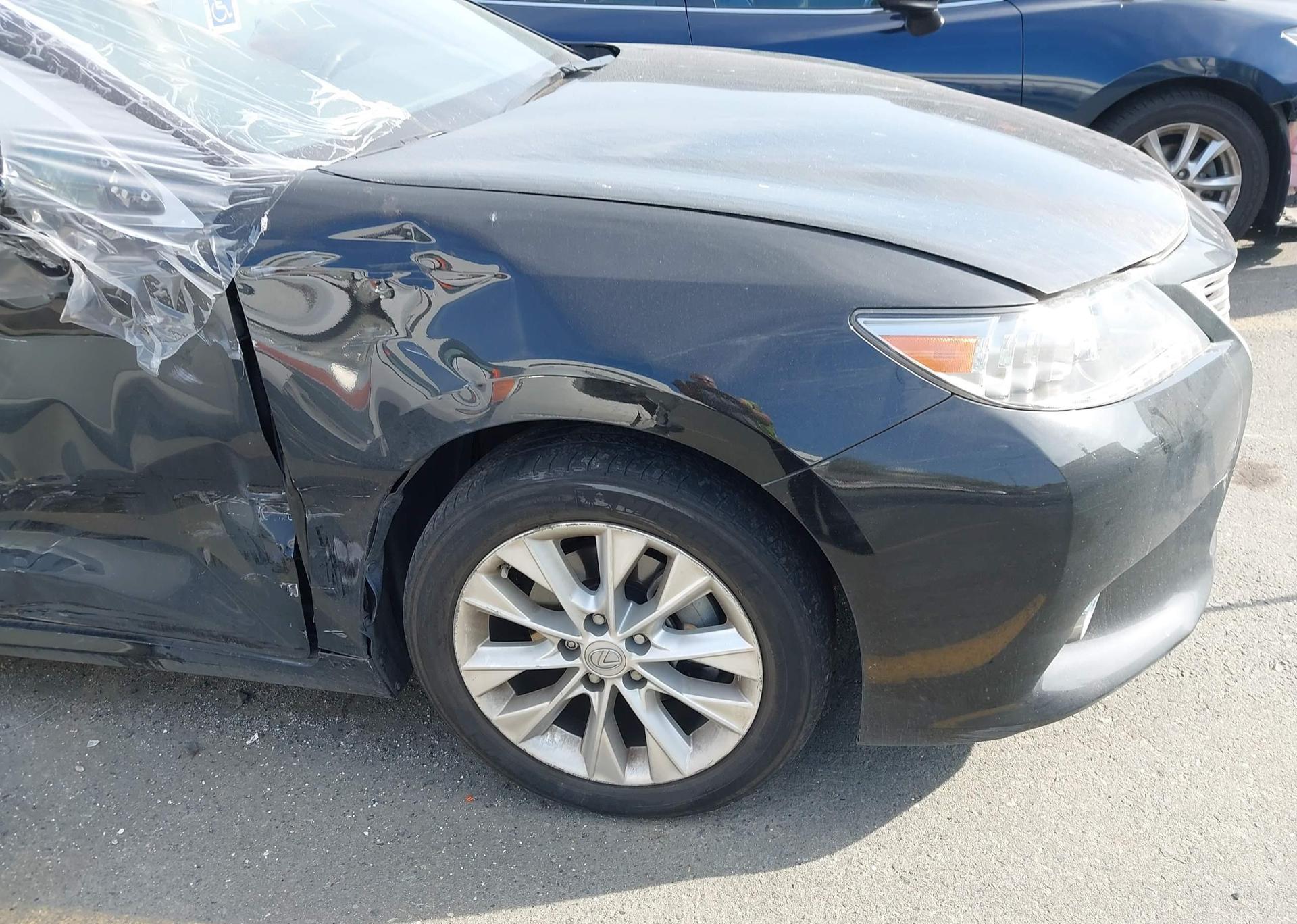 2013 LEXUS ES 300H