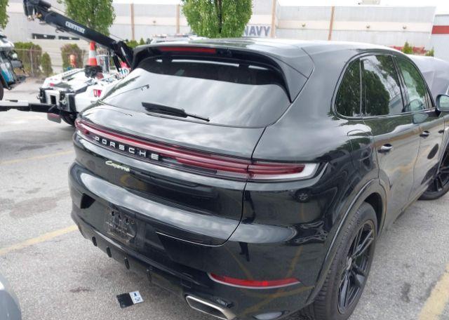 2024 PORSCHE CAYENNE E-HYBRID