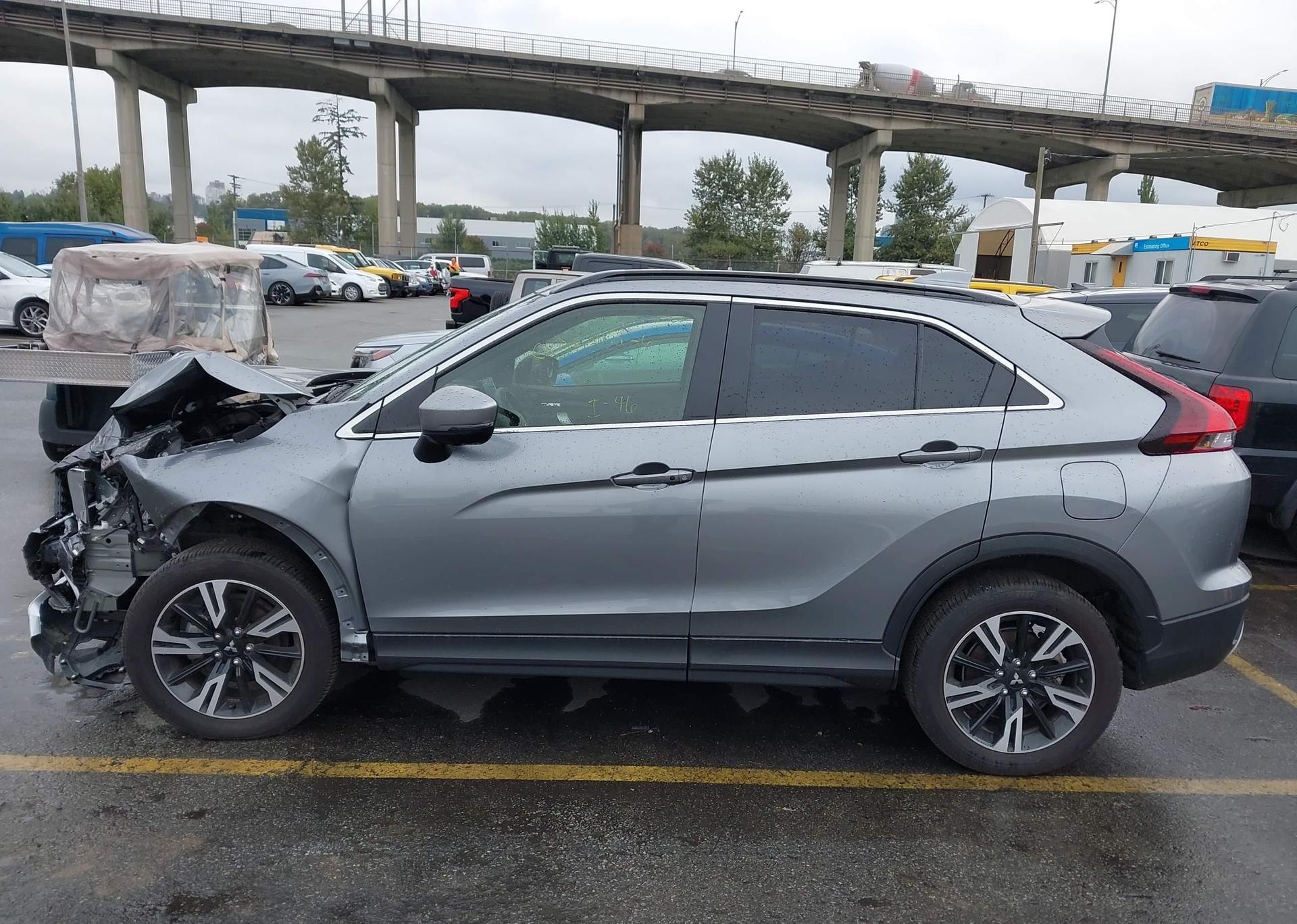 2023 MITSUBISHI ECLIPSE CROSS LE