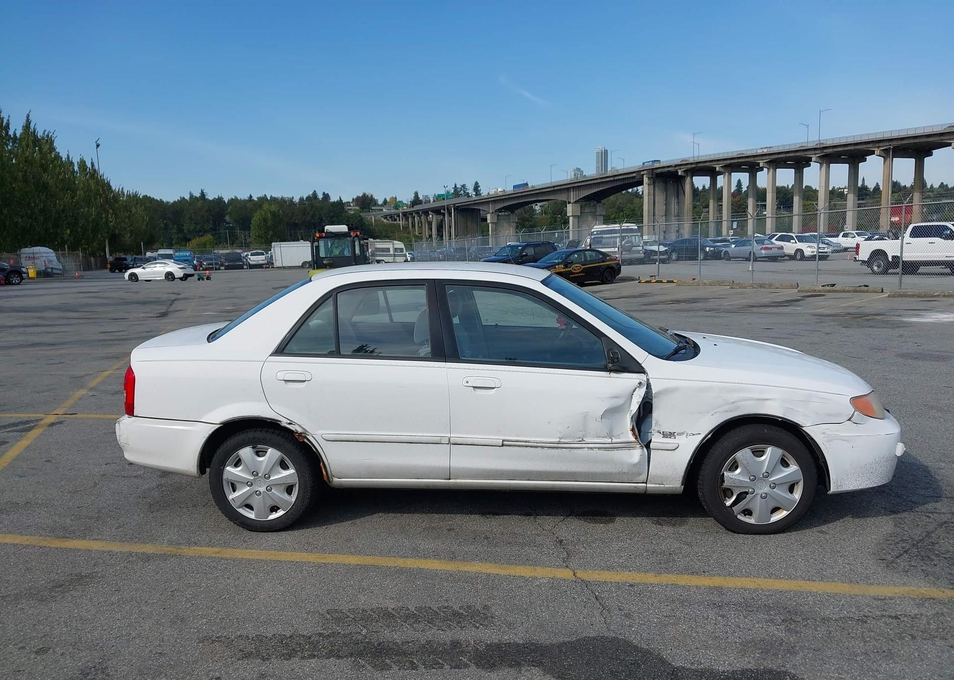 2002 MAZDA PROTEGE DX