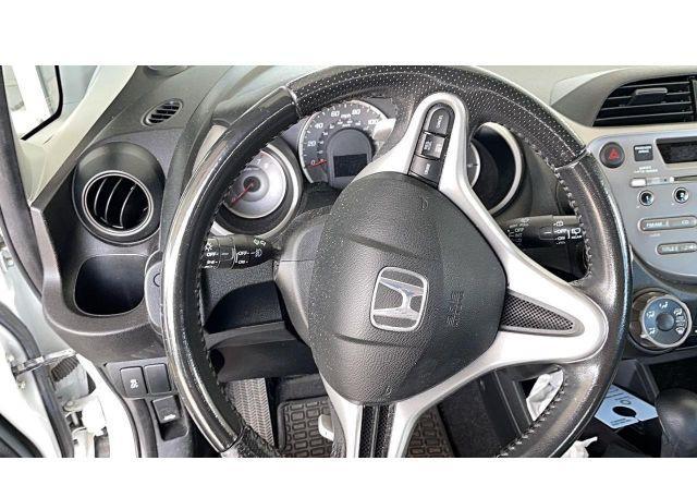 2011 HONDA FIT