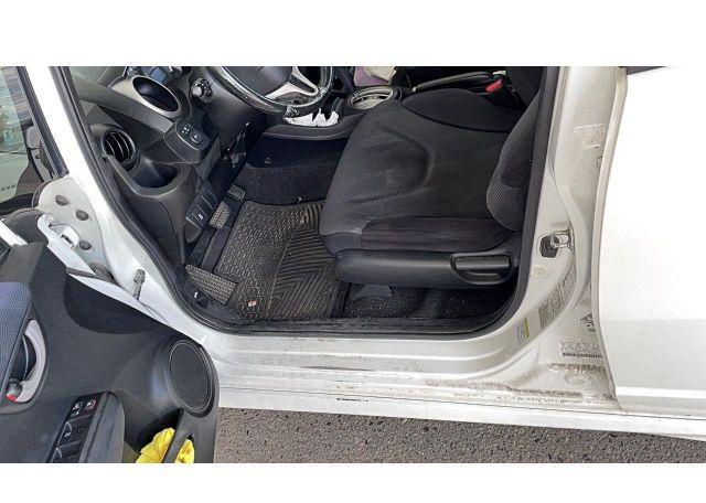 2011 HONDA FIT