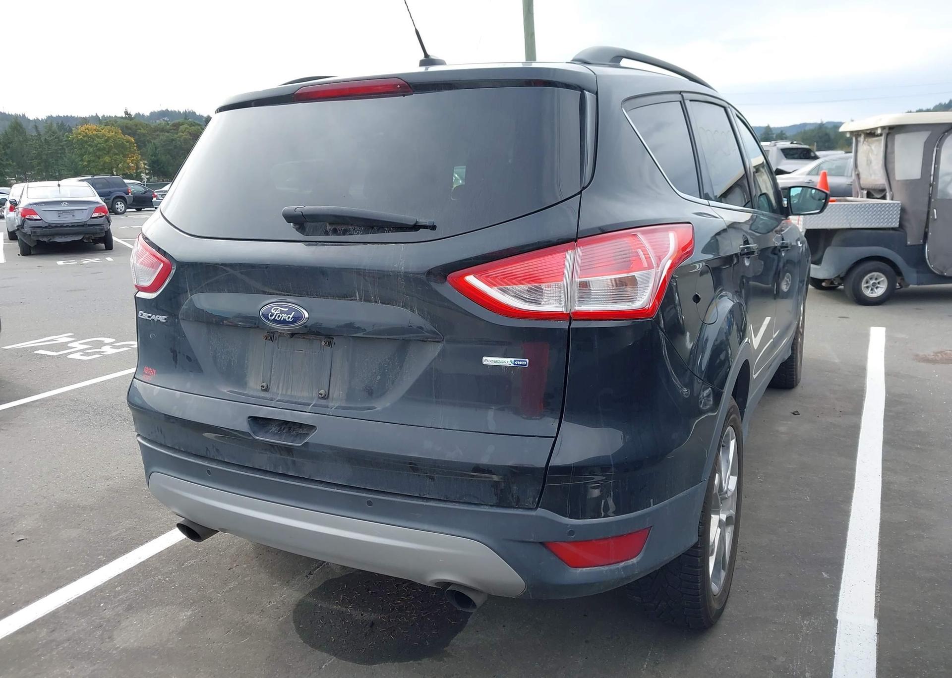 2015 FORD ESCAPE SE