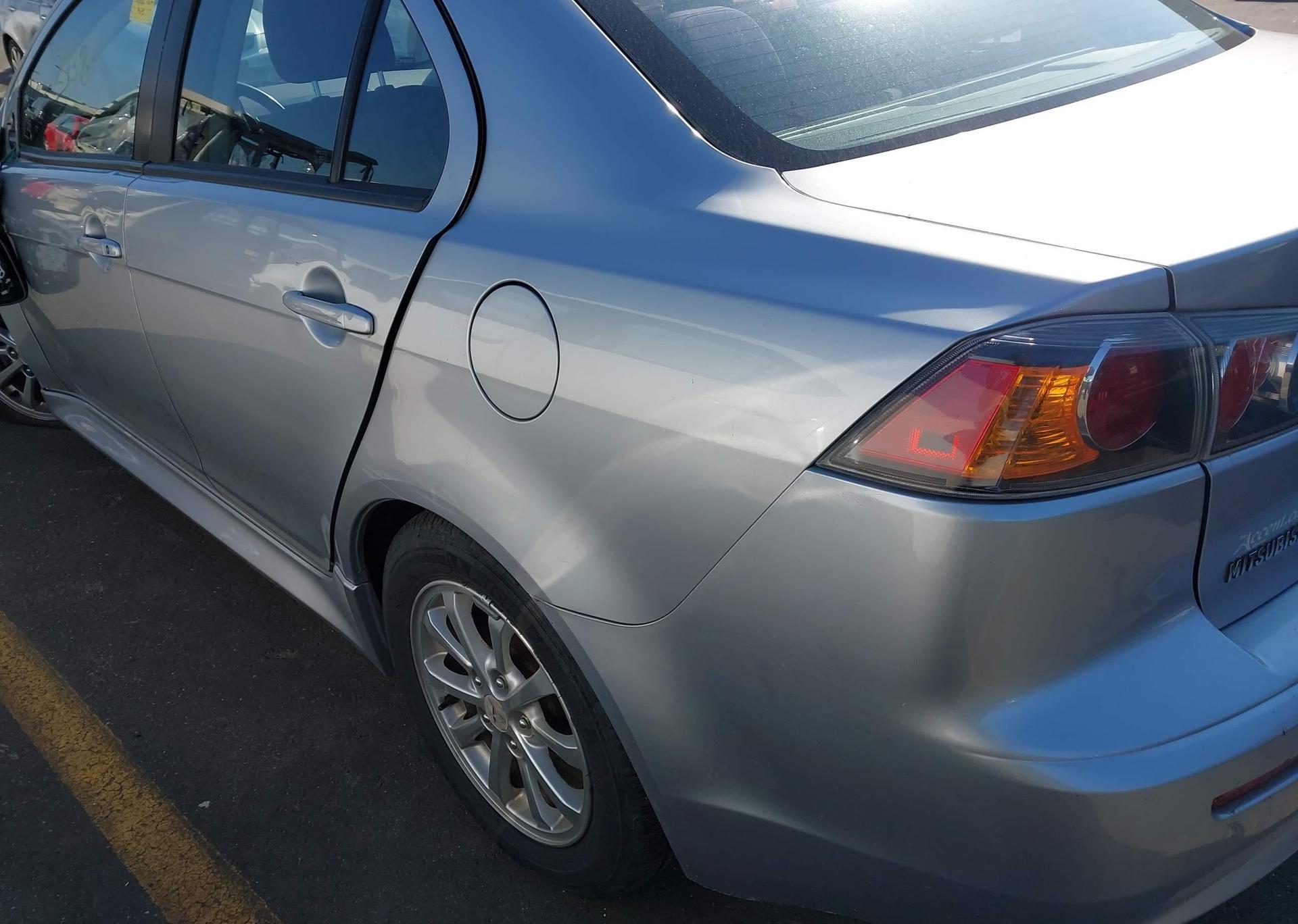 2012 MITSUBISHI LANCER ES