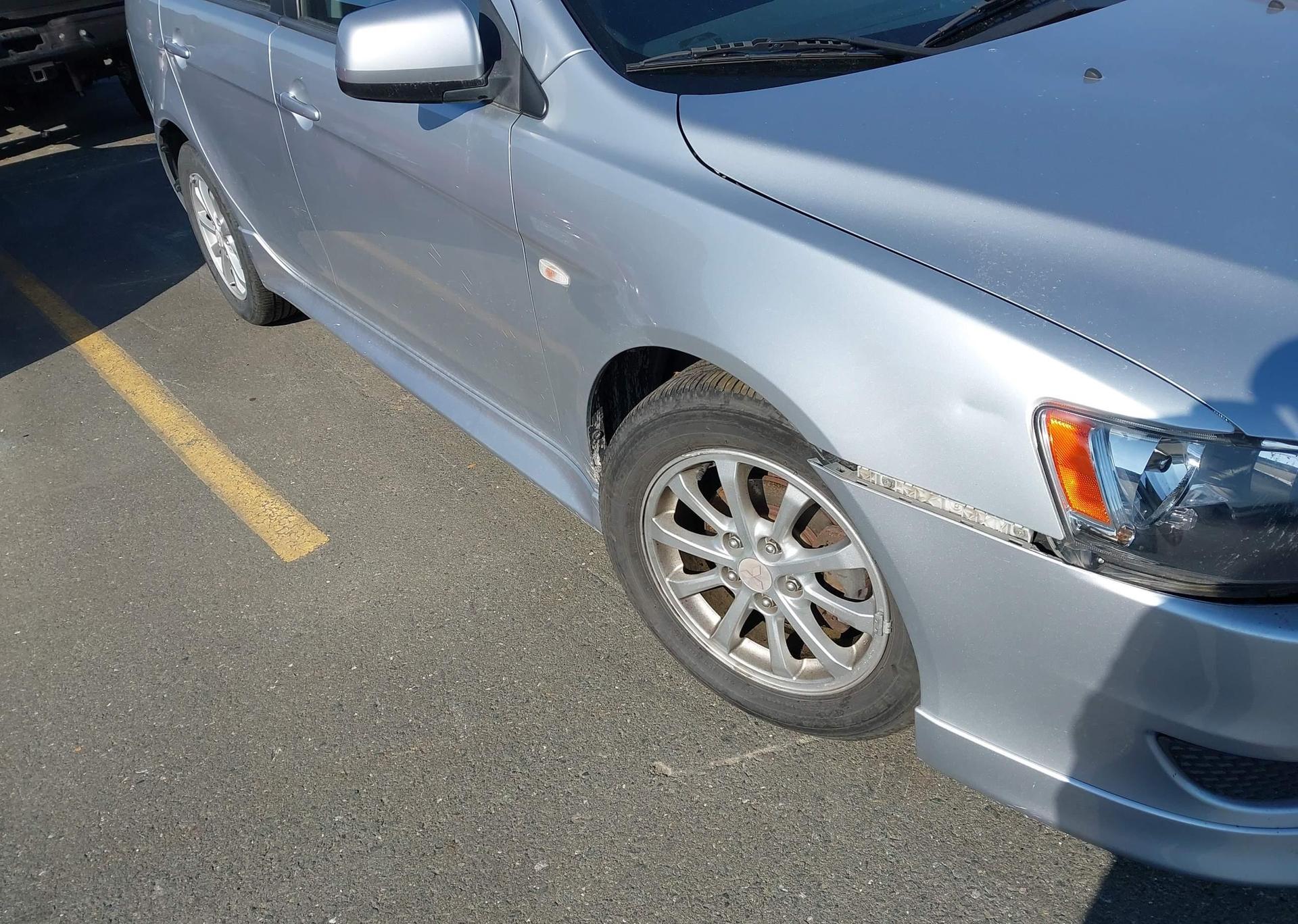 2012 MITSUBISHI LANCER ES