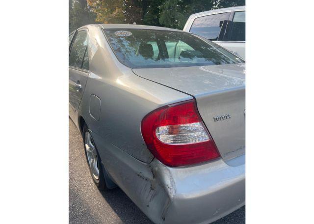 2004 TOYOTA CAMRY