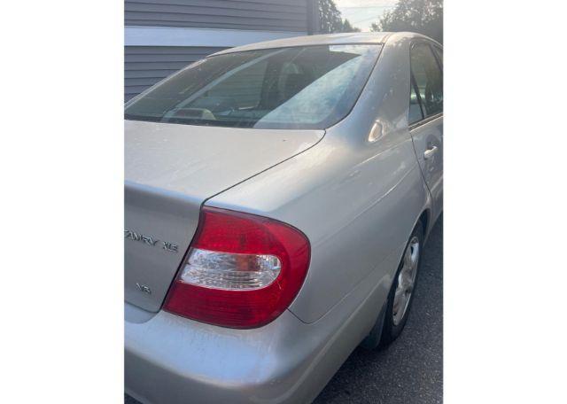 2004 TOYOTA CAMRY
