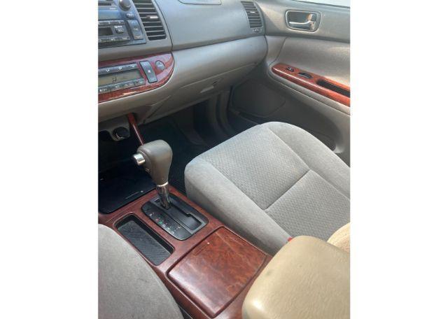 2004 TOYOTA CAMRY