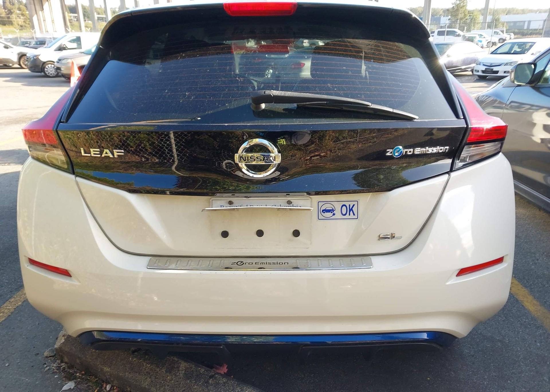 2018 NISSAN LEAF