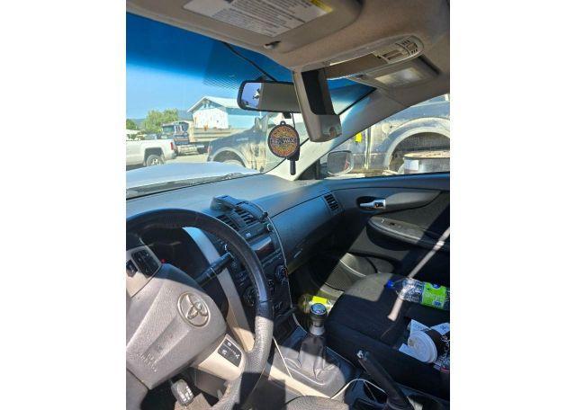 2011 TOYOTA COROLLA S