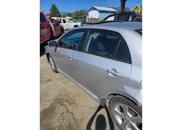 2011 TOYOTA COROLLA S