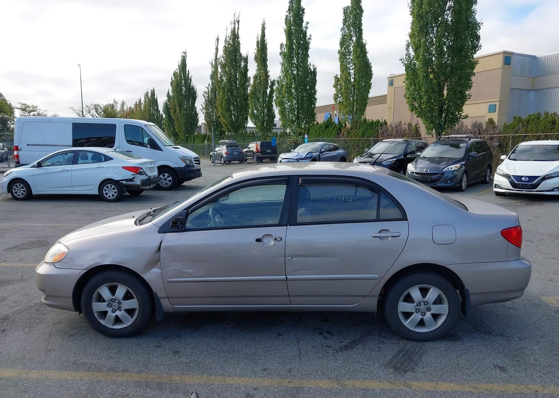 2003 TOYOTA COROLLA CE