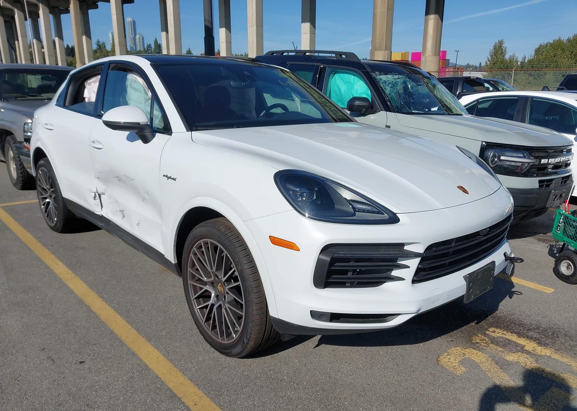 2023 PORSCHE CAYENNE E HYBRID COUPE