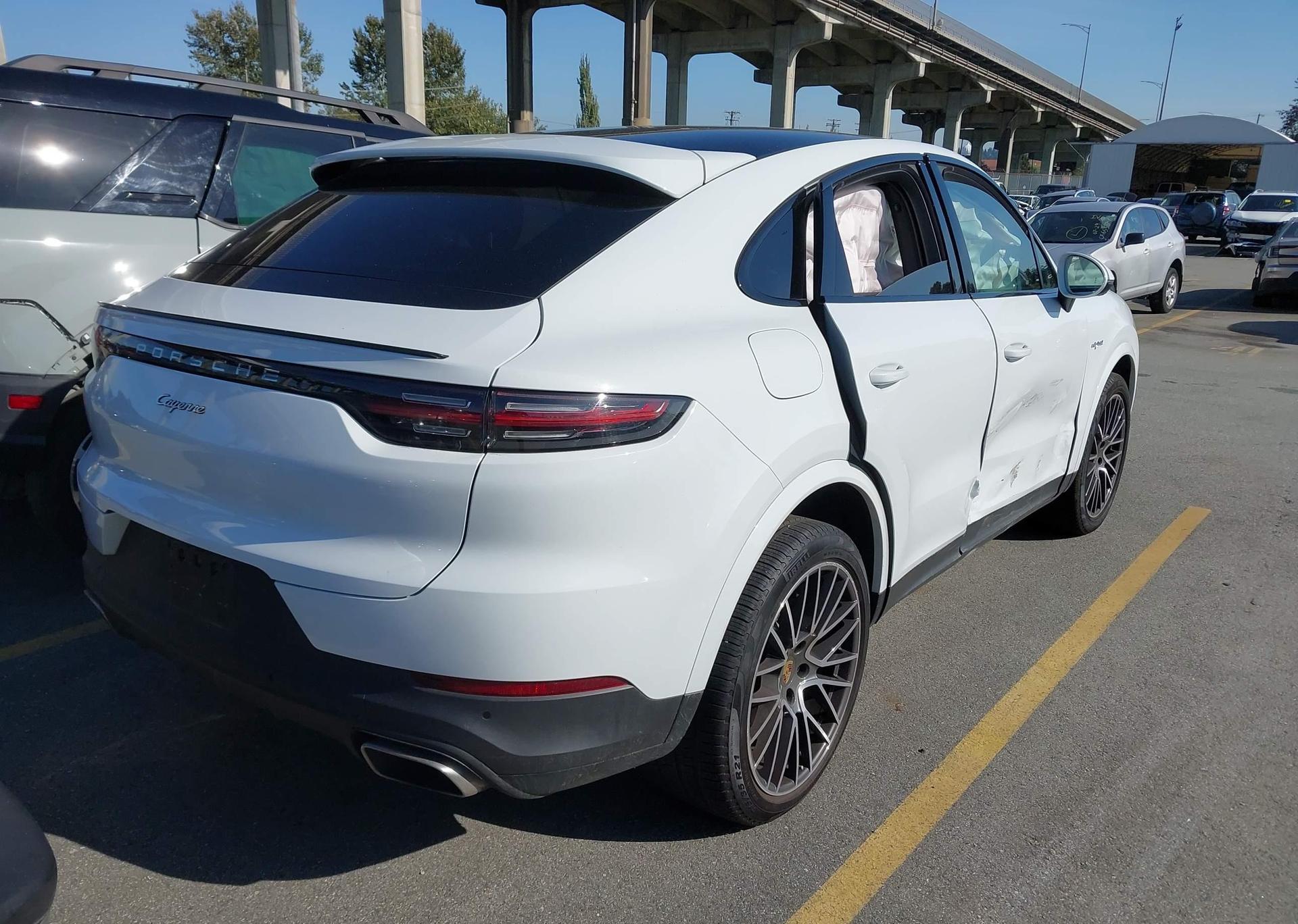 2023 PORSCHE CAYENNE E HYBRID COUPE