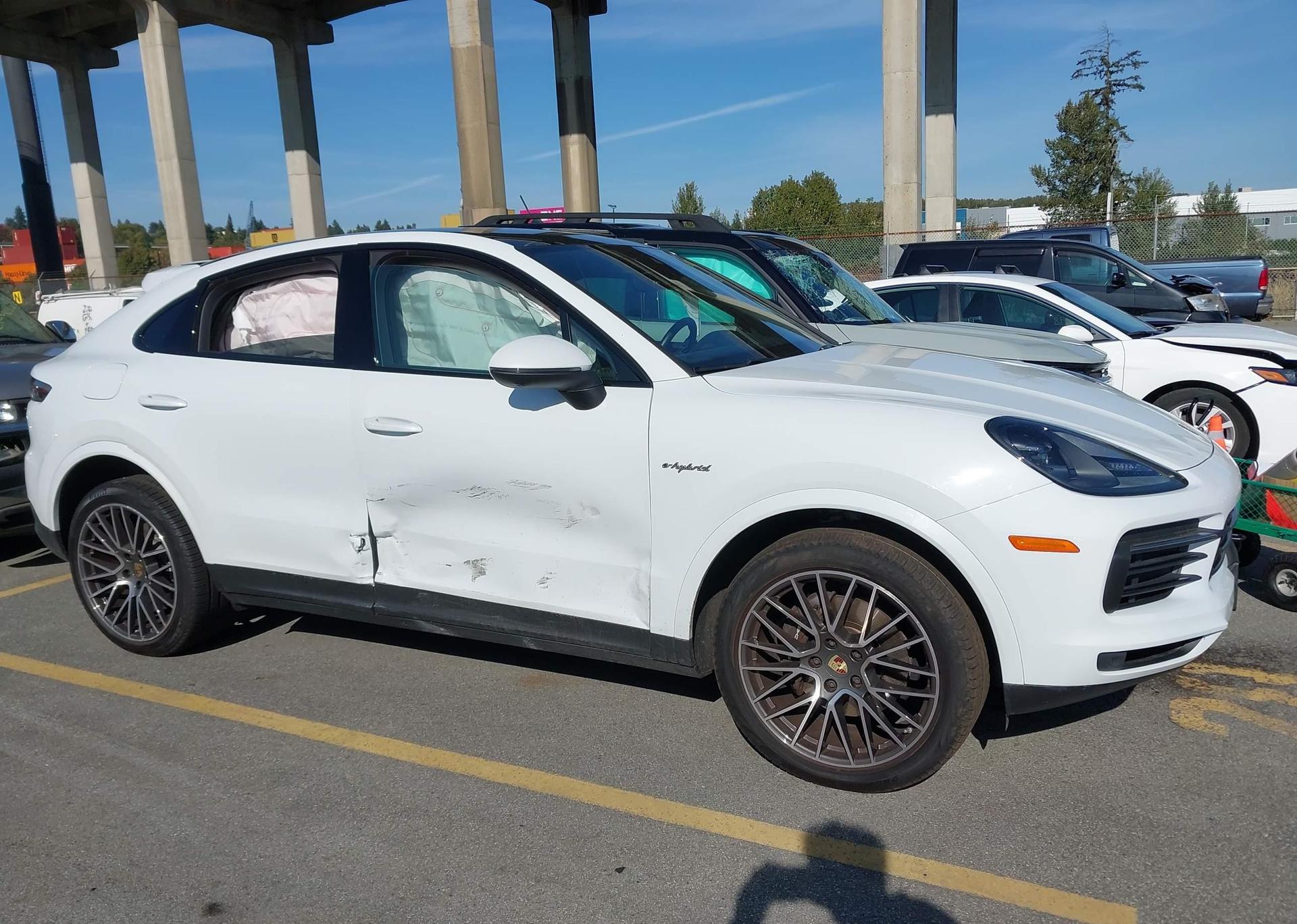 2023 PORSCHE CAYENNE E HYBRID COUPE