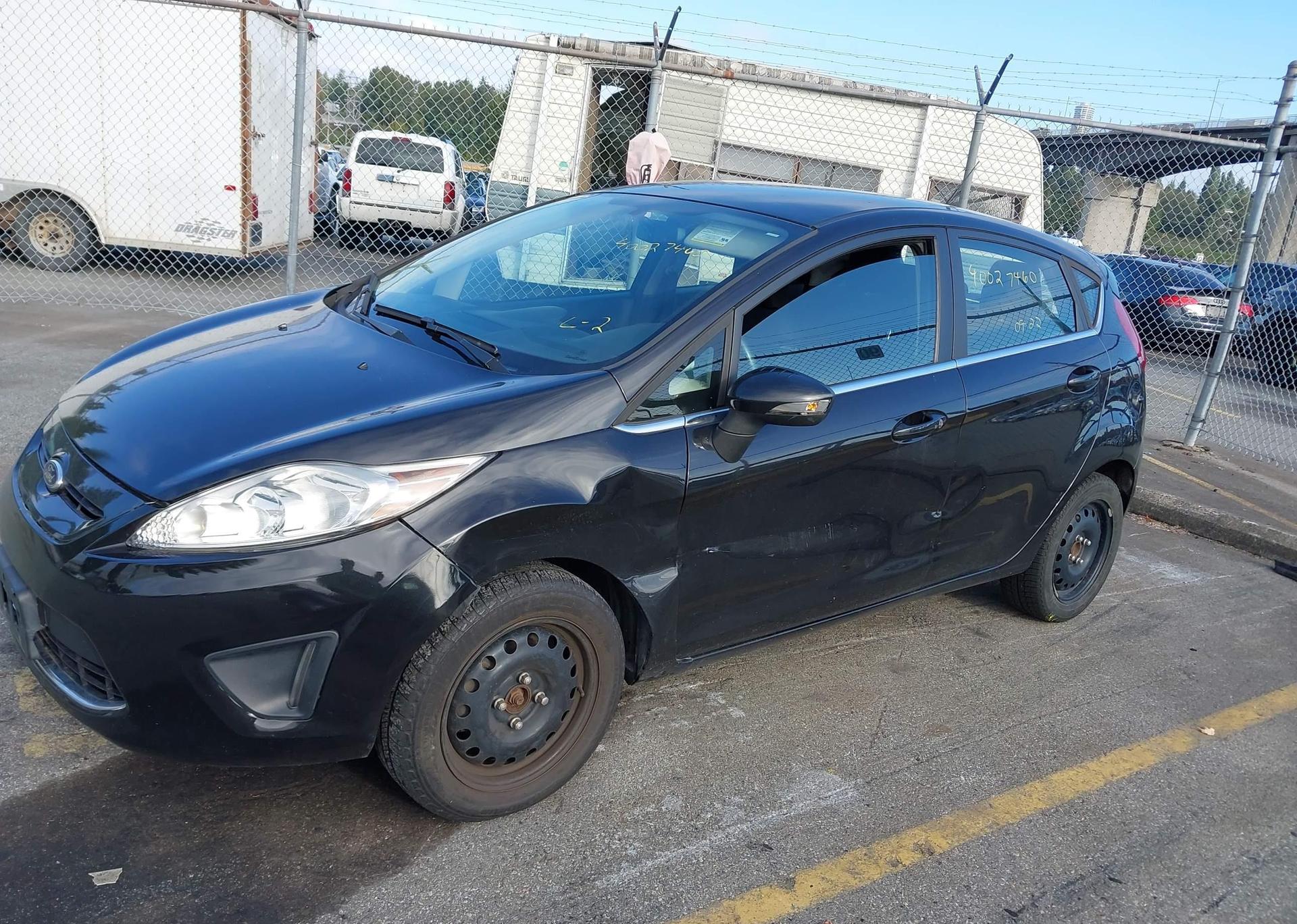 2011 FORD FIESTA SES