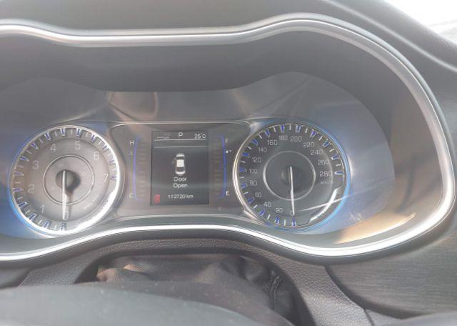 2015 CHRYSLER 200 LX