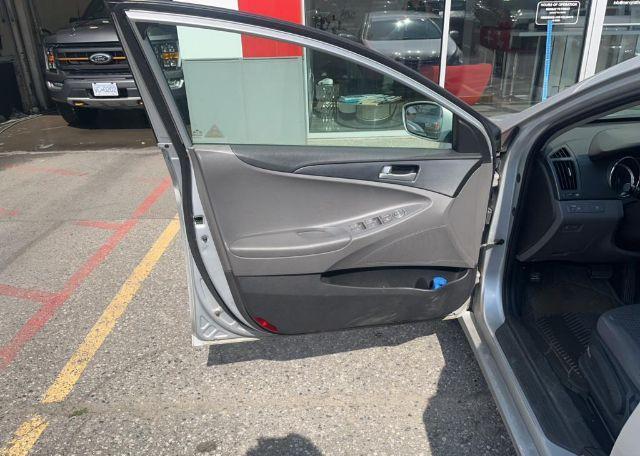 2011 HYUNDAI SONATA GLS