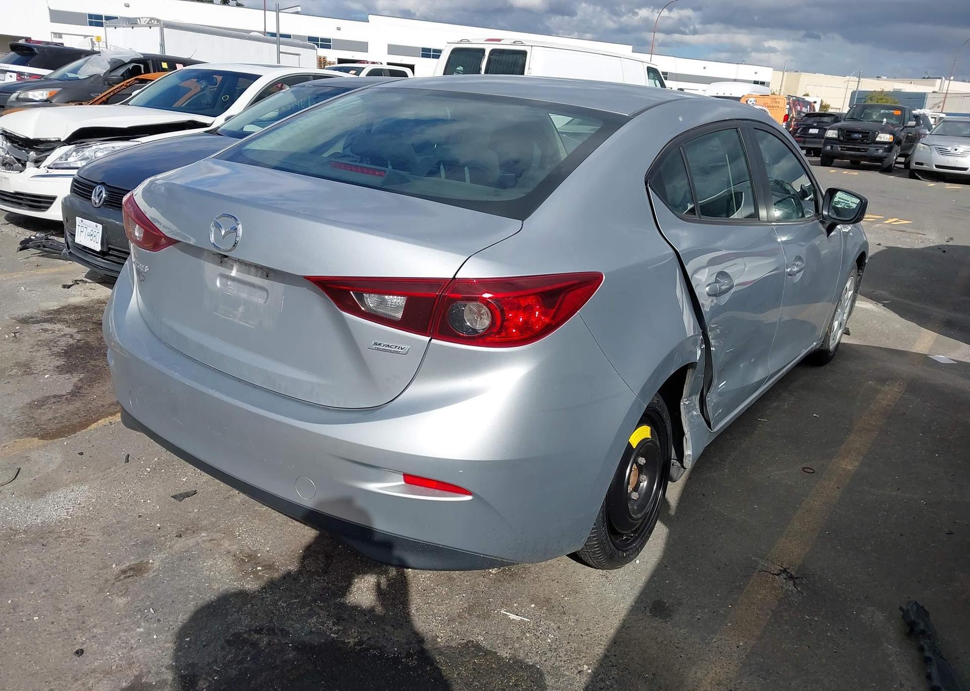 2018 MAZDA 3 Sport