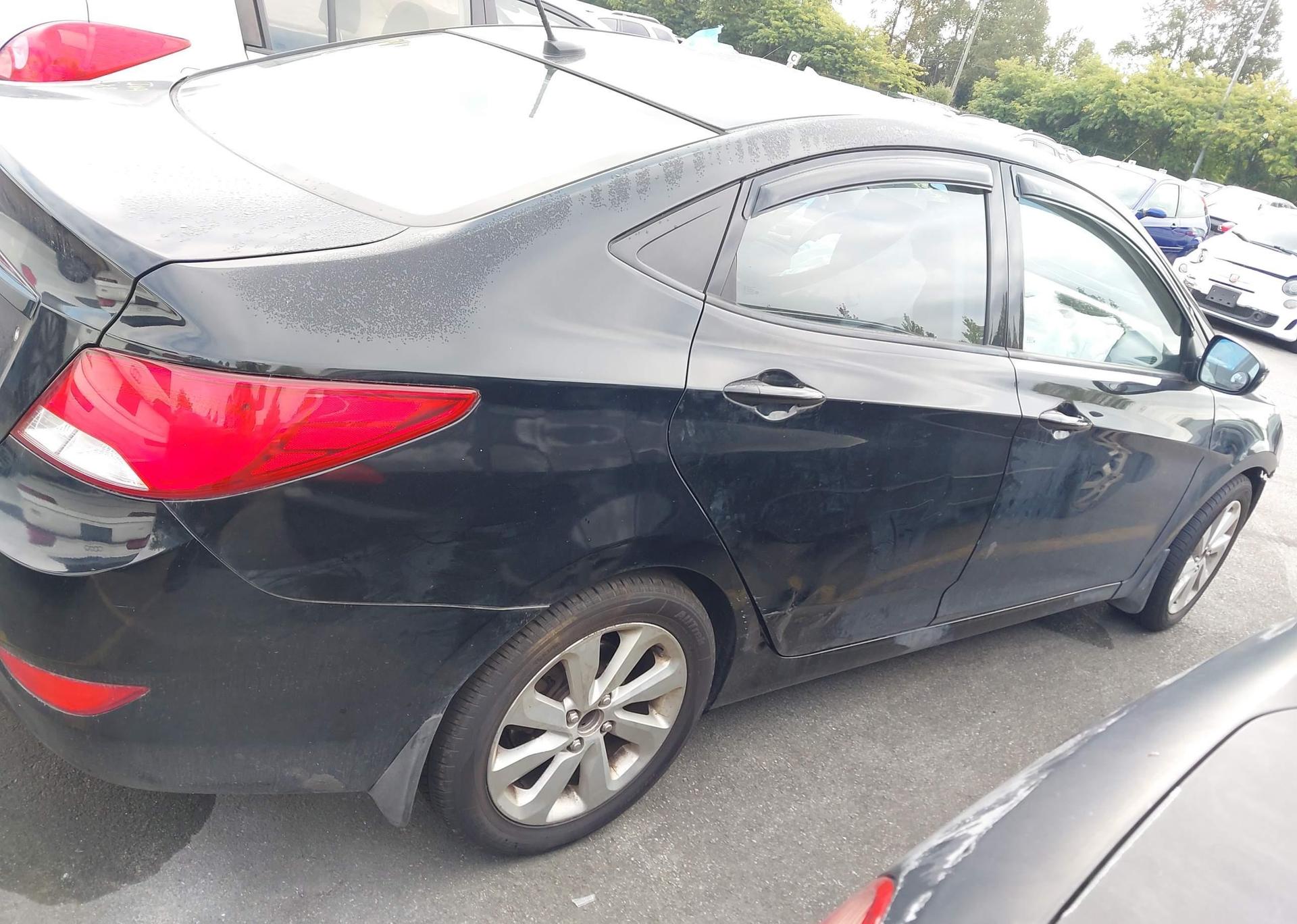2016 HYUNDAI ACCENT SE