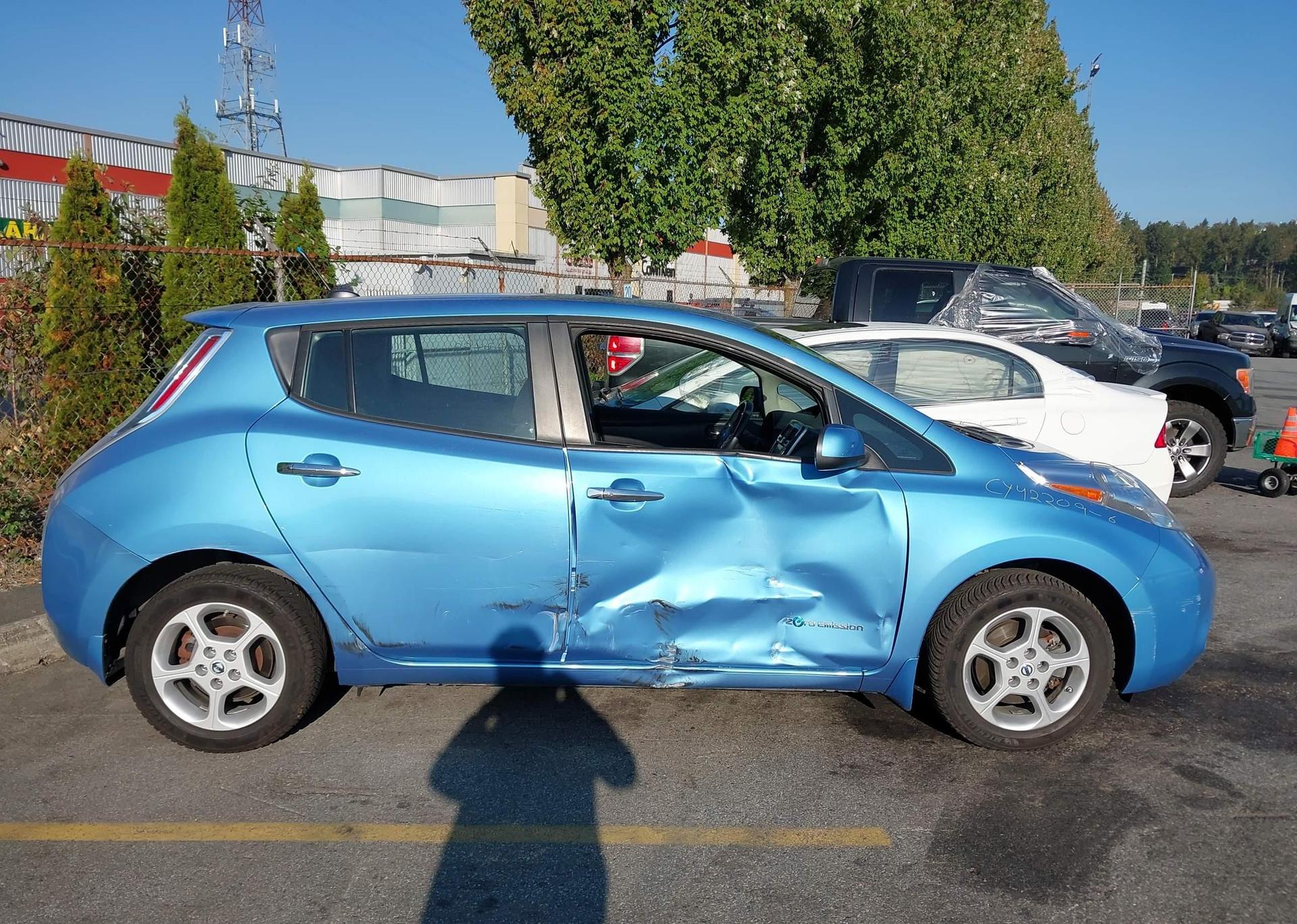2014 NISSAN LEAF