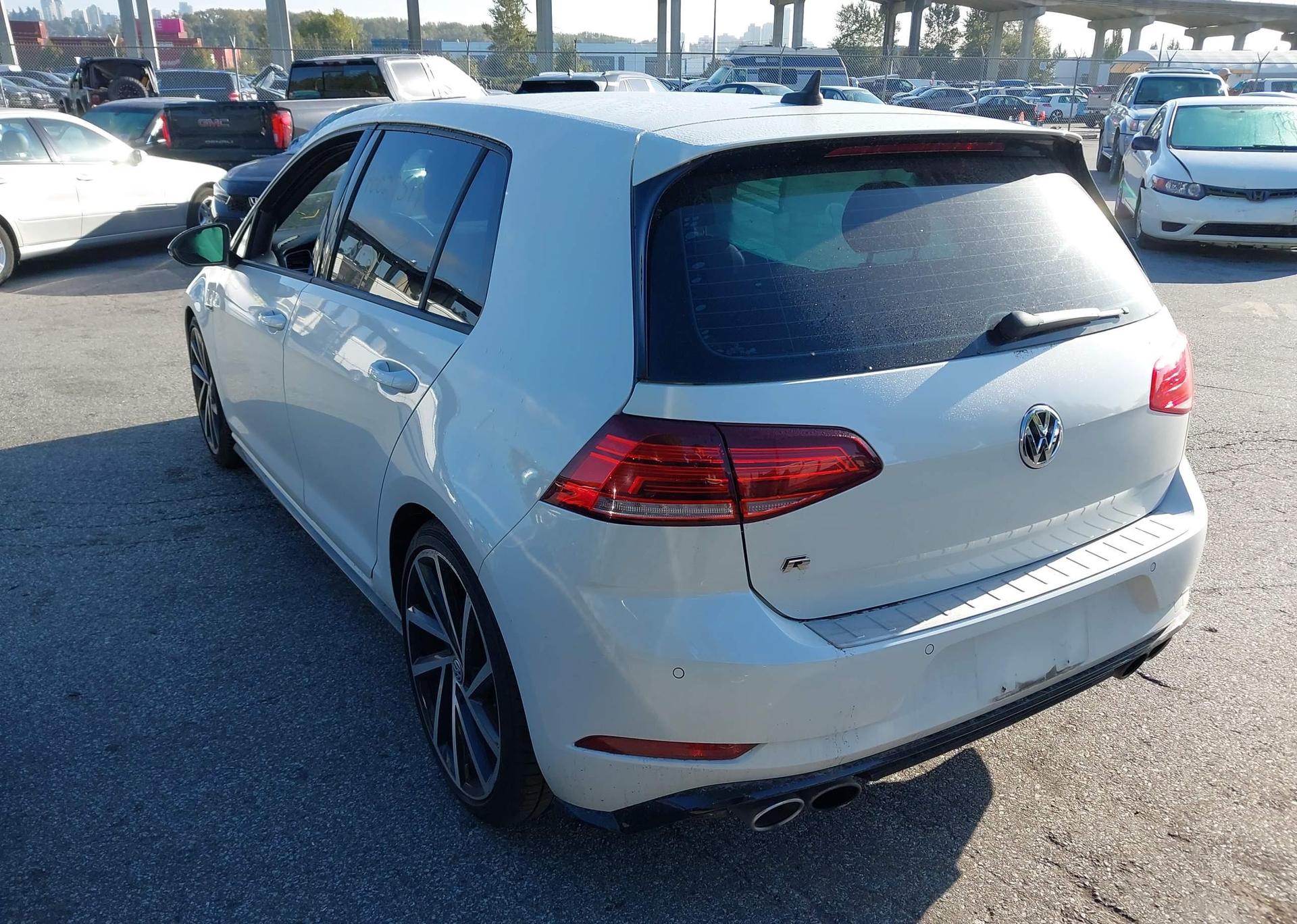 2018 VOLKSWAGEN GOLF