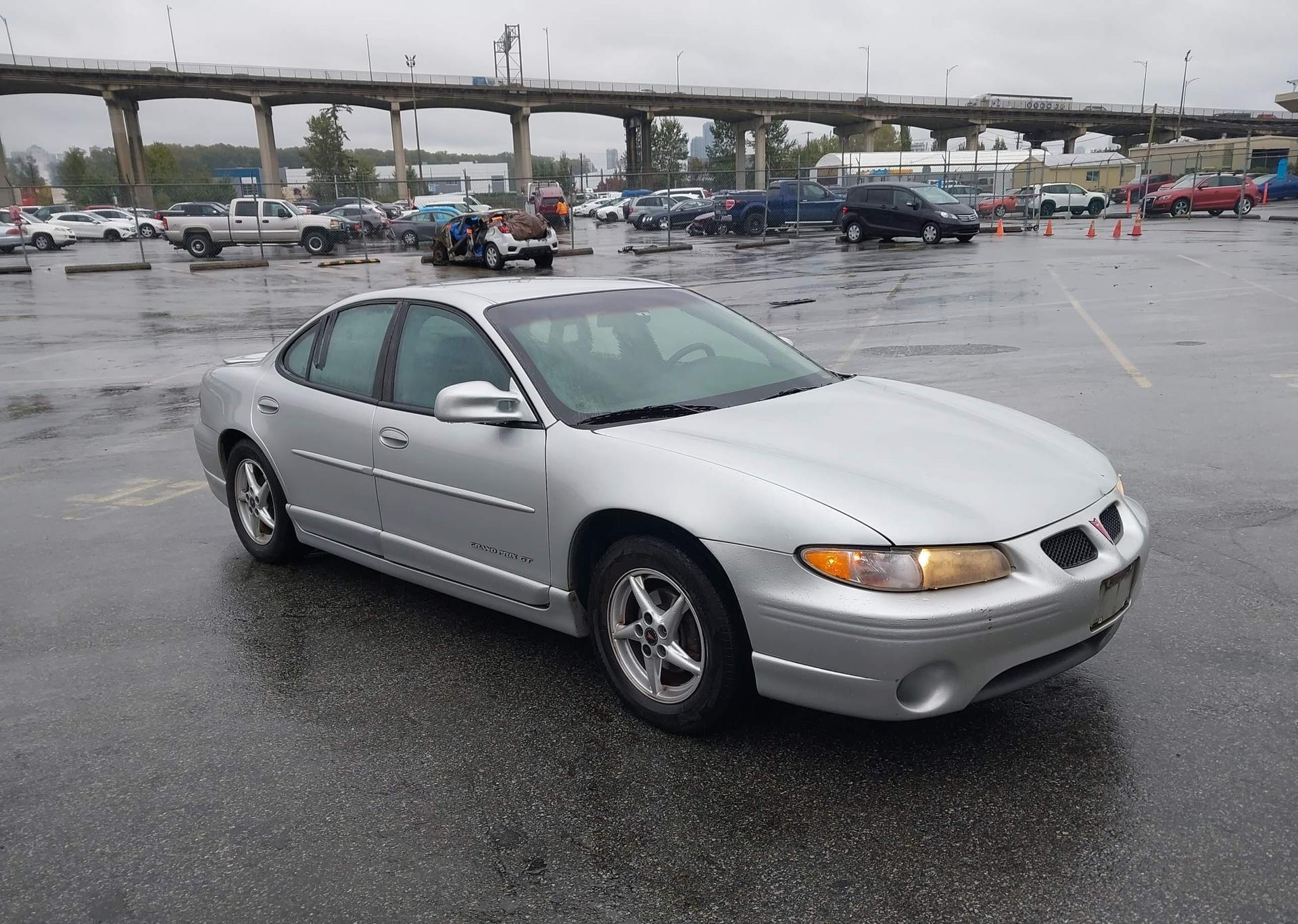 2003 PONTIAC GRAND PRIX GT