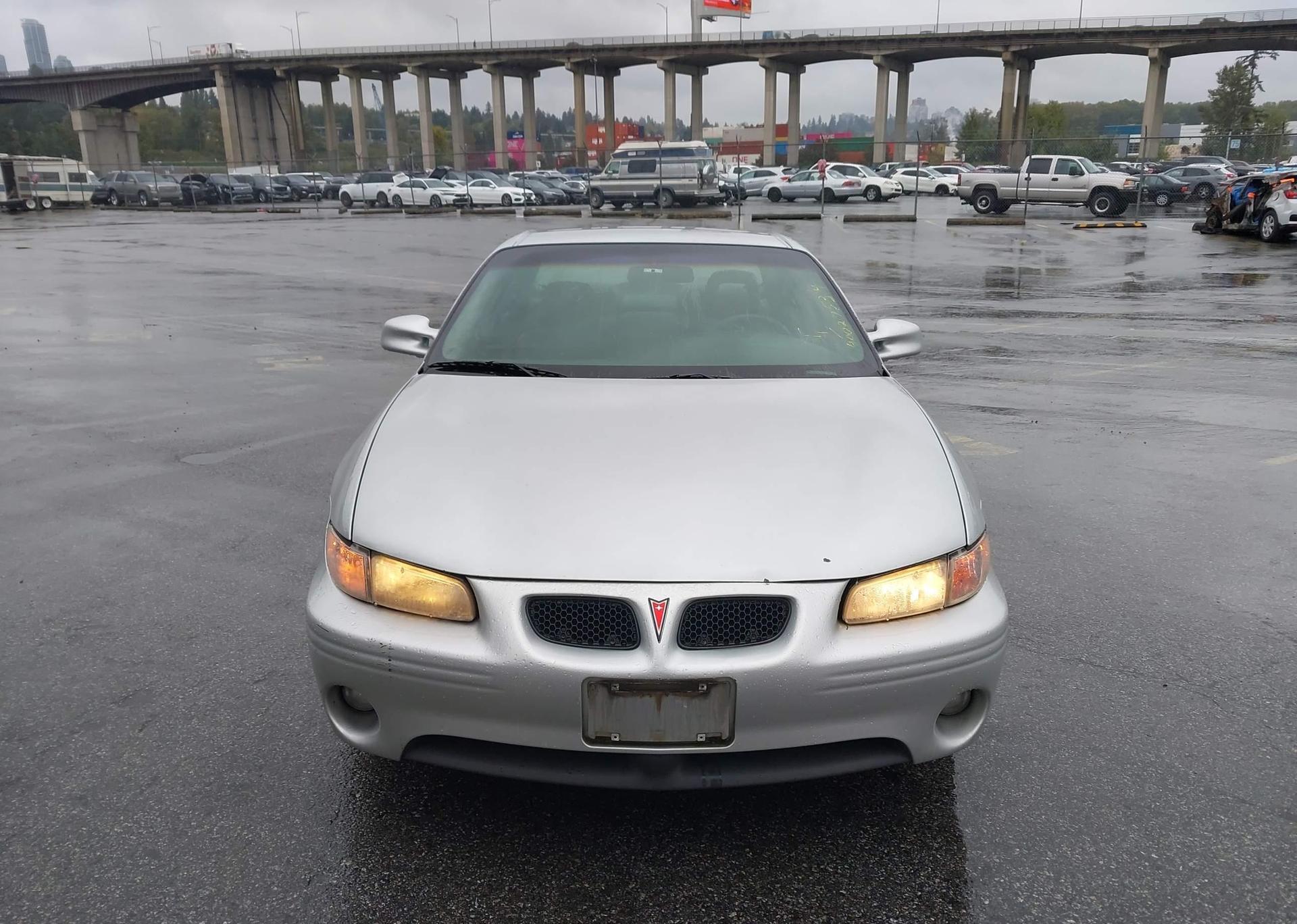 2003 PONTIAC GRAND PRIX GT