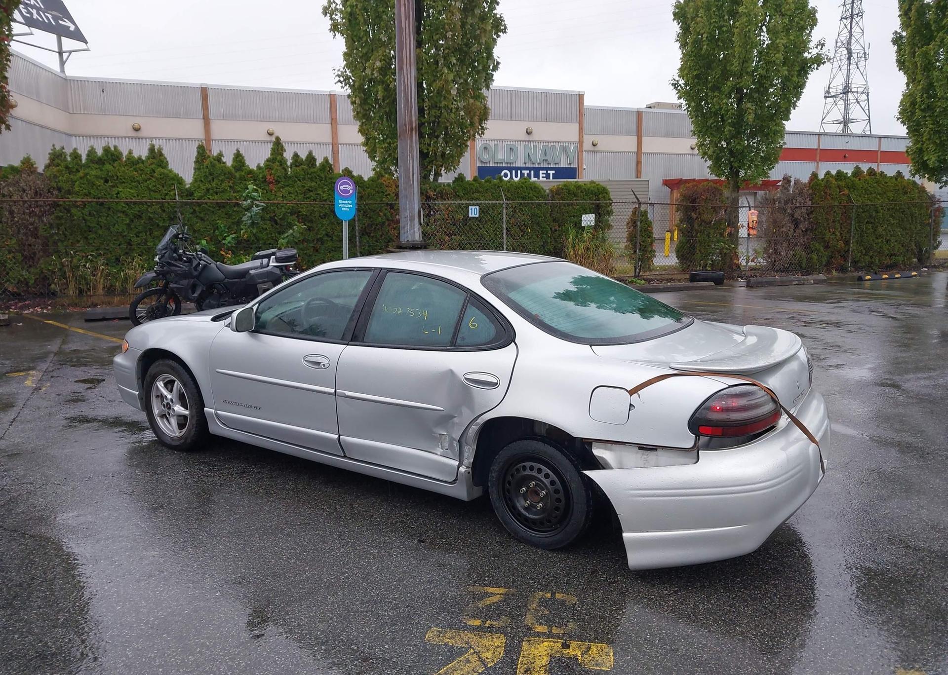 2003 PONTIAC GRAND PRIX GT