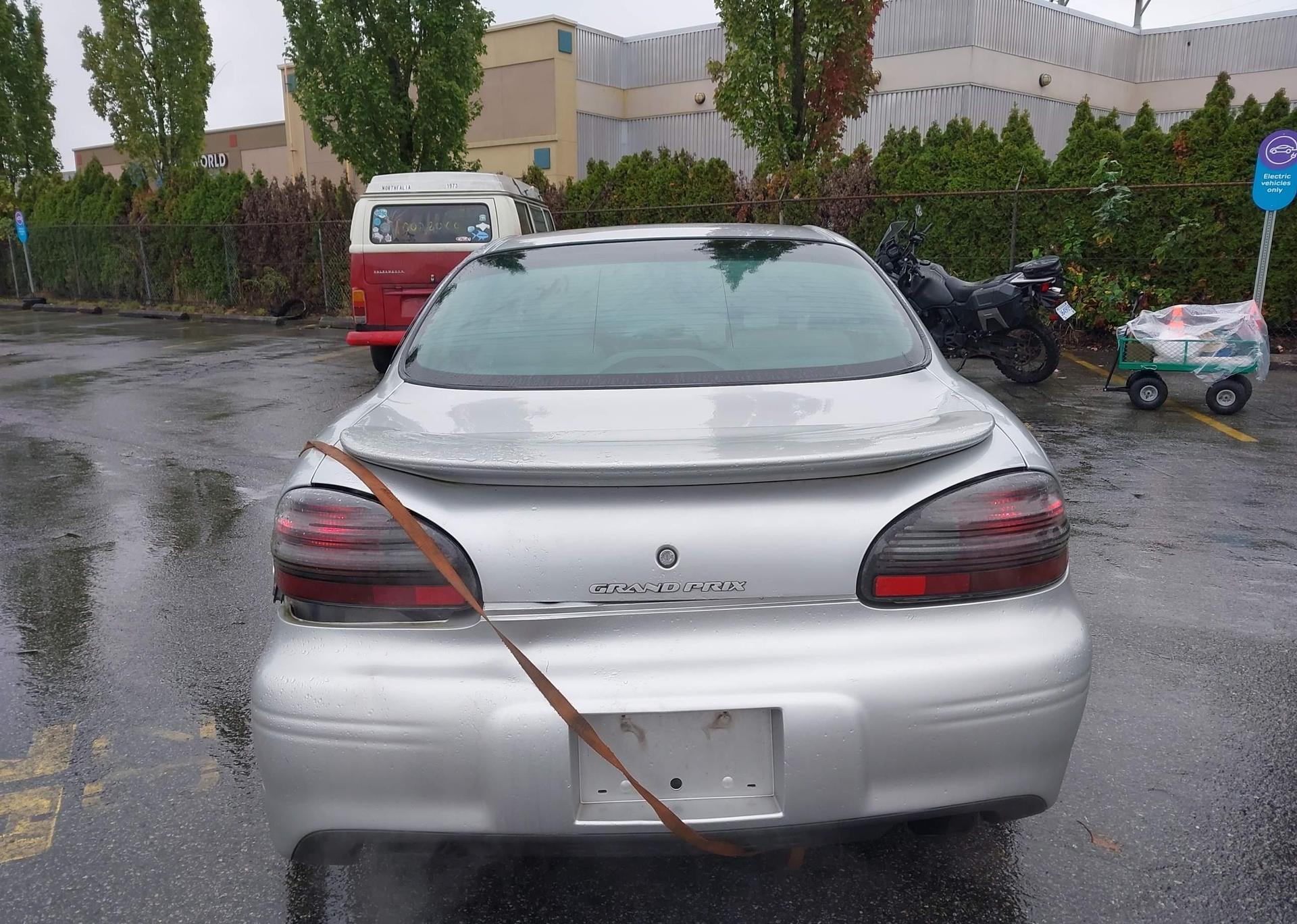 2003 PONTIAC GRAND PRIX GT
