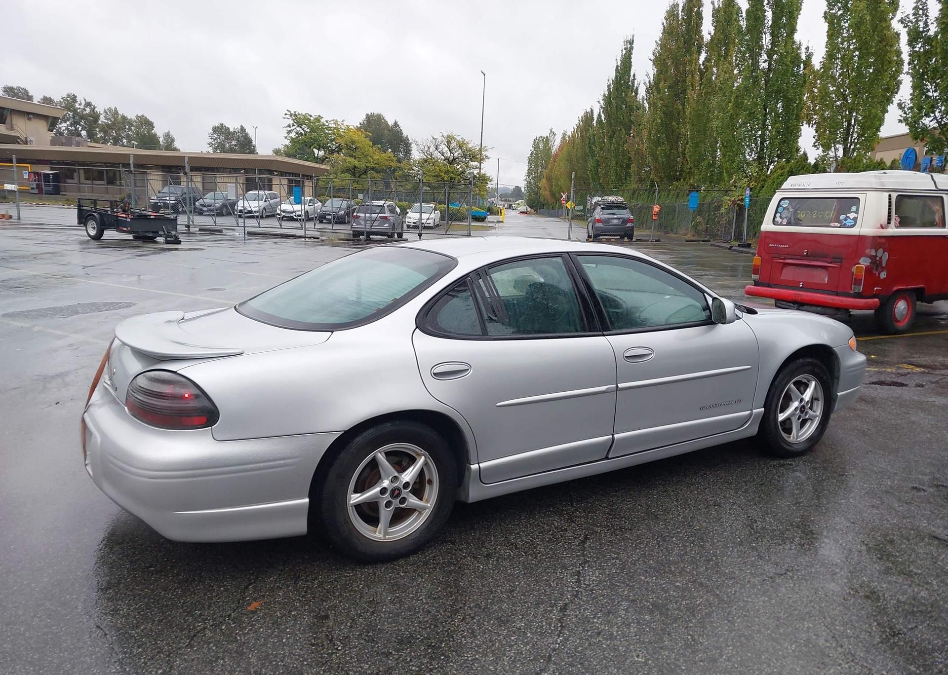2003 PONTIAC GRAND PRIX GT