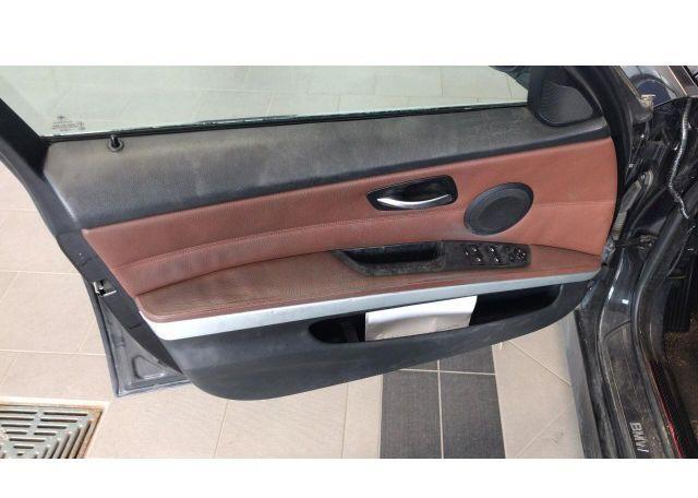 2006 BMW 330I