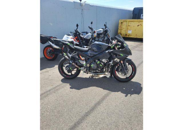 2005 SUZUKI GSX-R1000