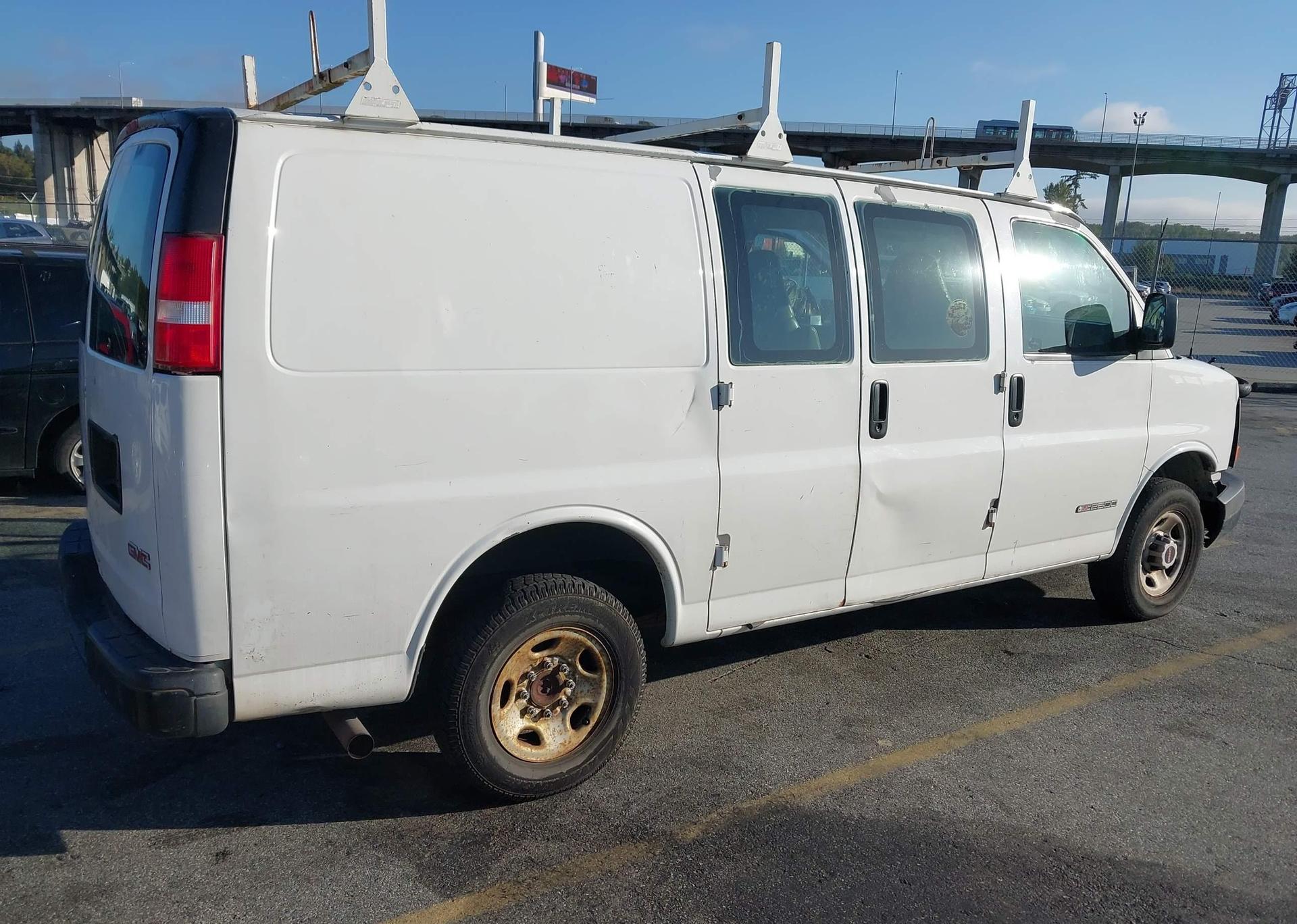 2006 GMC SAVANA G2500