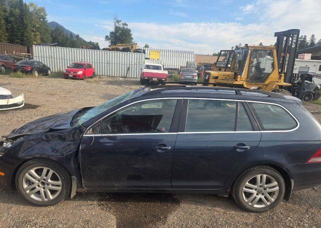 2010 VOLKSWAGEN GOLF