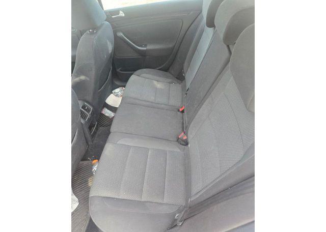2010 VOLKSWAGEN GOLF