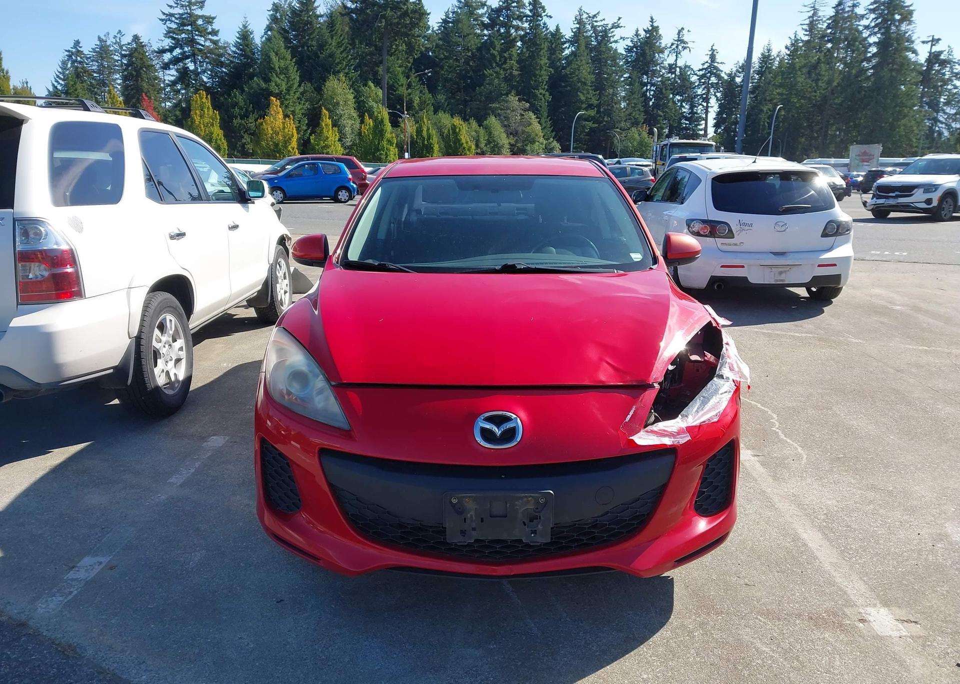 2013 MAZDA MAZDA3 GS-SKY