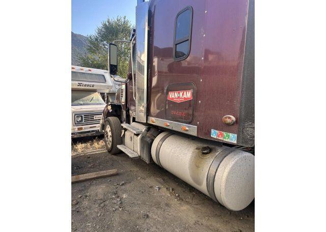 2015 FREIGHTLINER 122SD