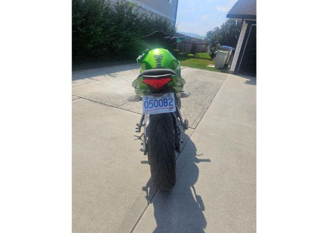 2012 KAWASAKI EX650 EC