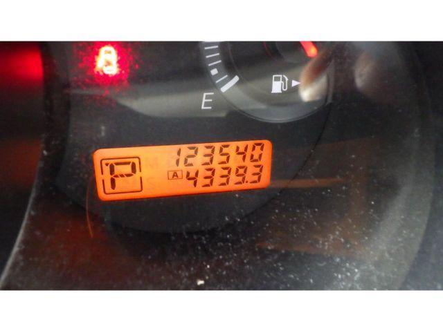 2010 NISSAN VERSA