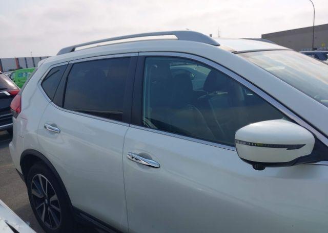 2017 NISSAN ROGUE SV