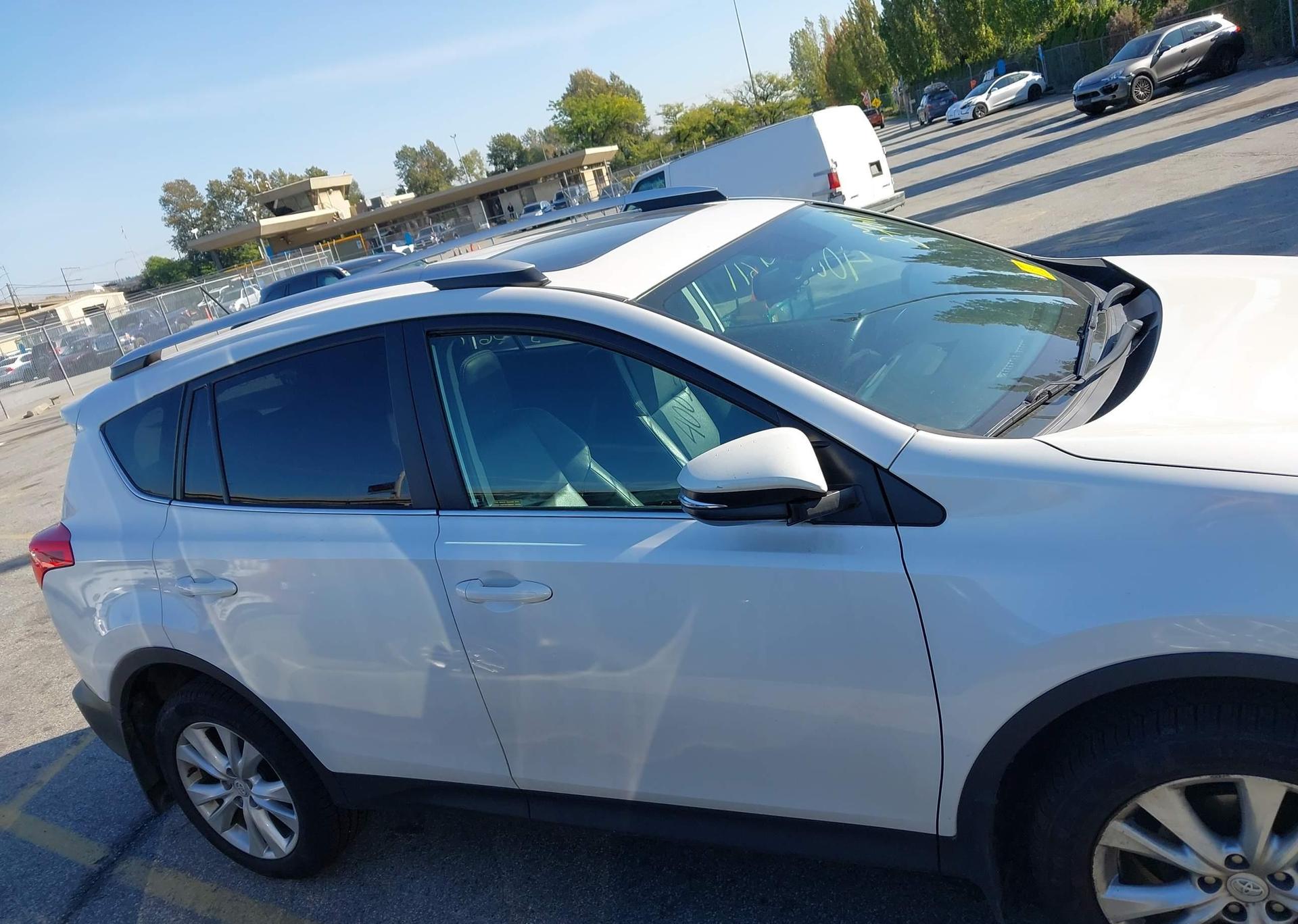 2014 TOYOTA RAV4